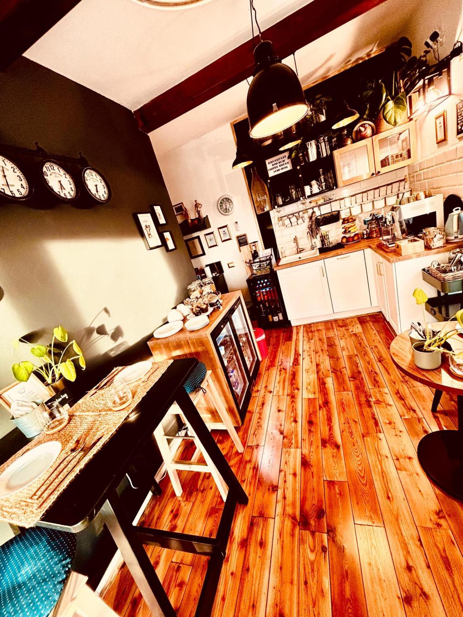 Guest House Camilla Алгеро Екстериор снимка