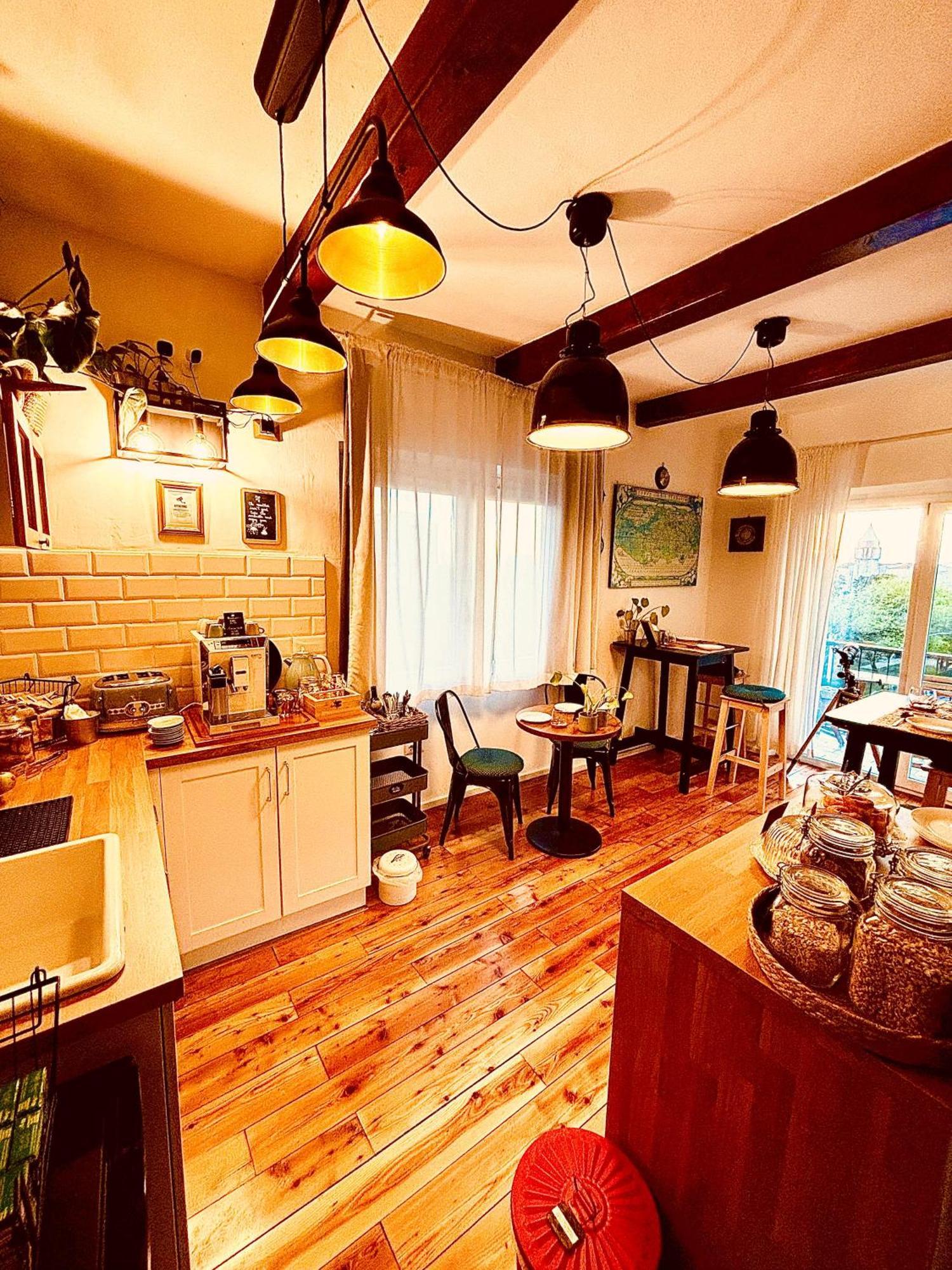 Guest House Camilla Алгеро Екстериор снимка